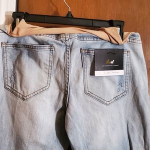 Luxe Essentials Demin Crop Flare